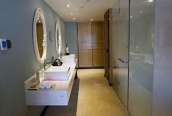 הוצ'ז'ואו Nanxun Hapital Hotel מראה חיצוני תמונה